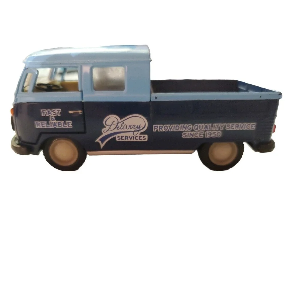 Kinsmart 1963 Volkeswagon‎ Bus Double Cab Pickup